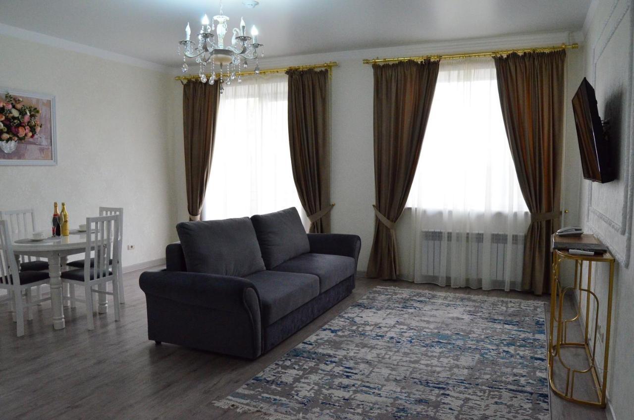 Golden Park Hotel Pawłodar Zewnętrze zdjęcie