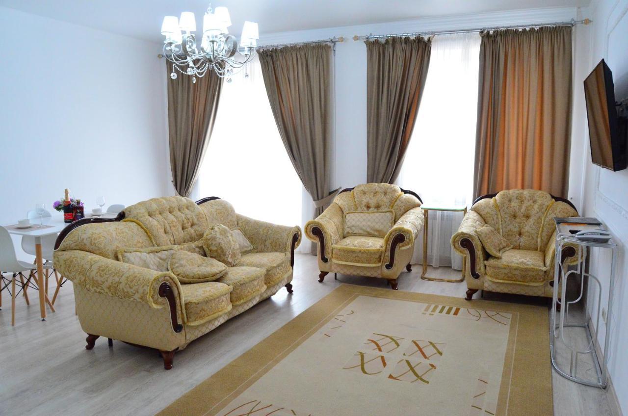 Golden Park Hotel Pawłodar Zewnętrze zdjęcie