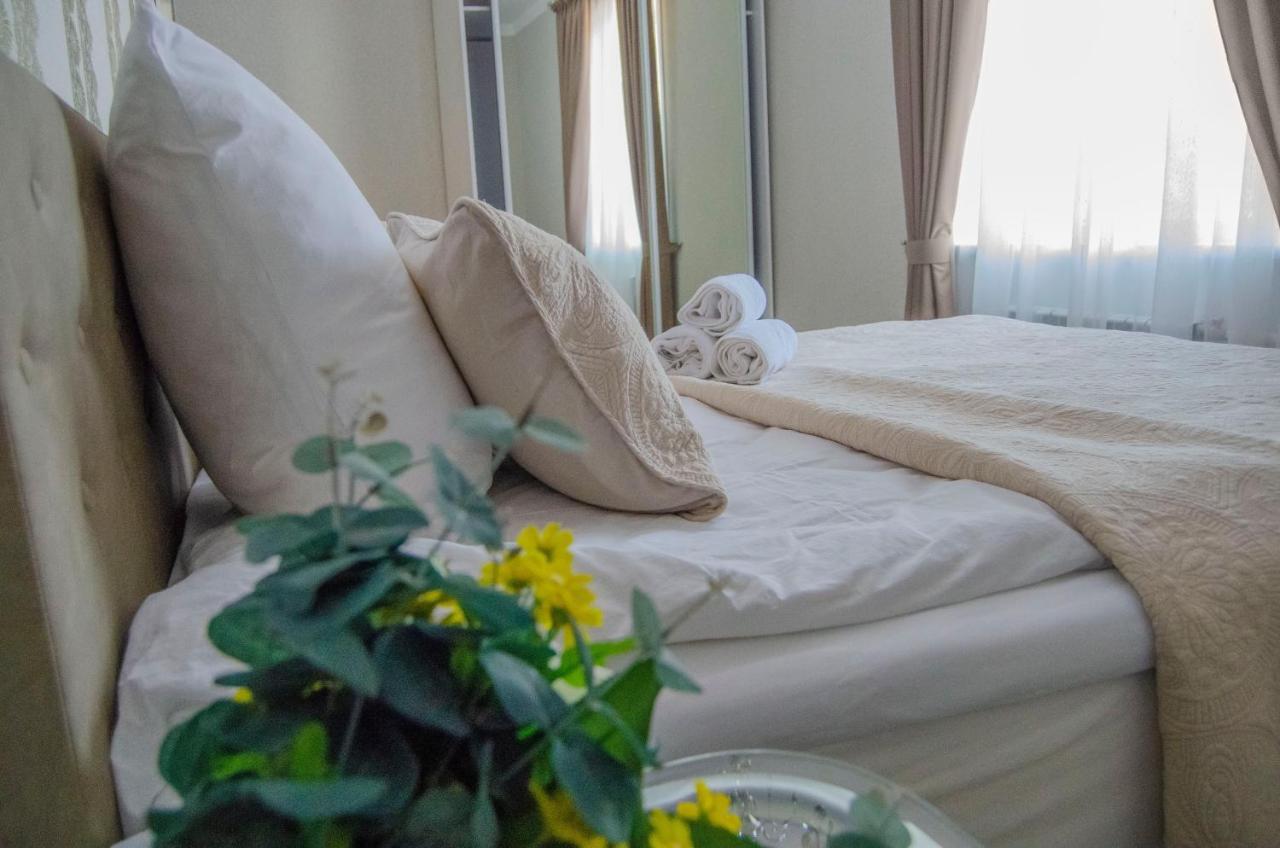Golden Park Hotel Pawłodar Zewnętrze zdjęcie
