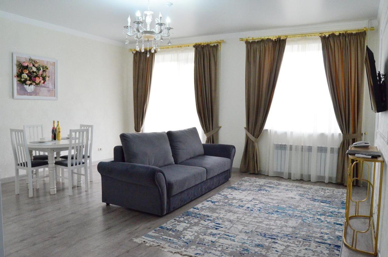 Golden Park Hotel Pawłodar Zewnętrze zdjęcie