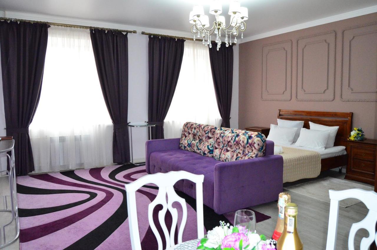 Golden Park Hotel Pawłodar Zewnętrze zdjęcie