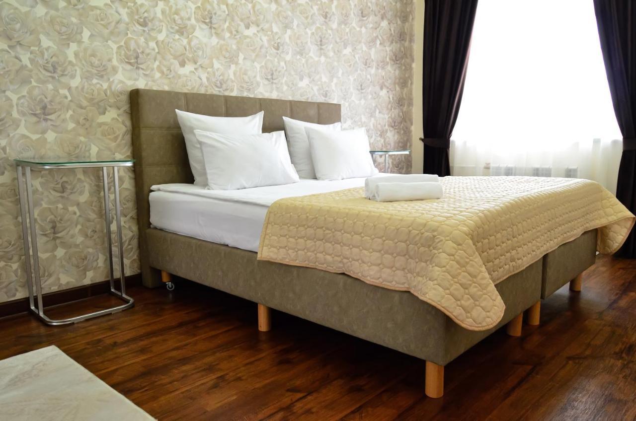 Golden Park Hotel Pawłodar Zewnętrze zdjęcie