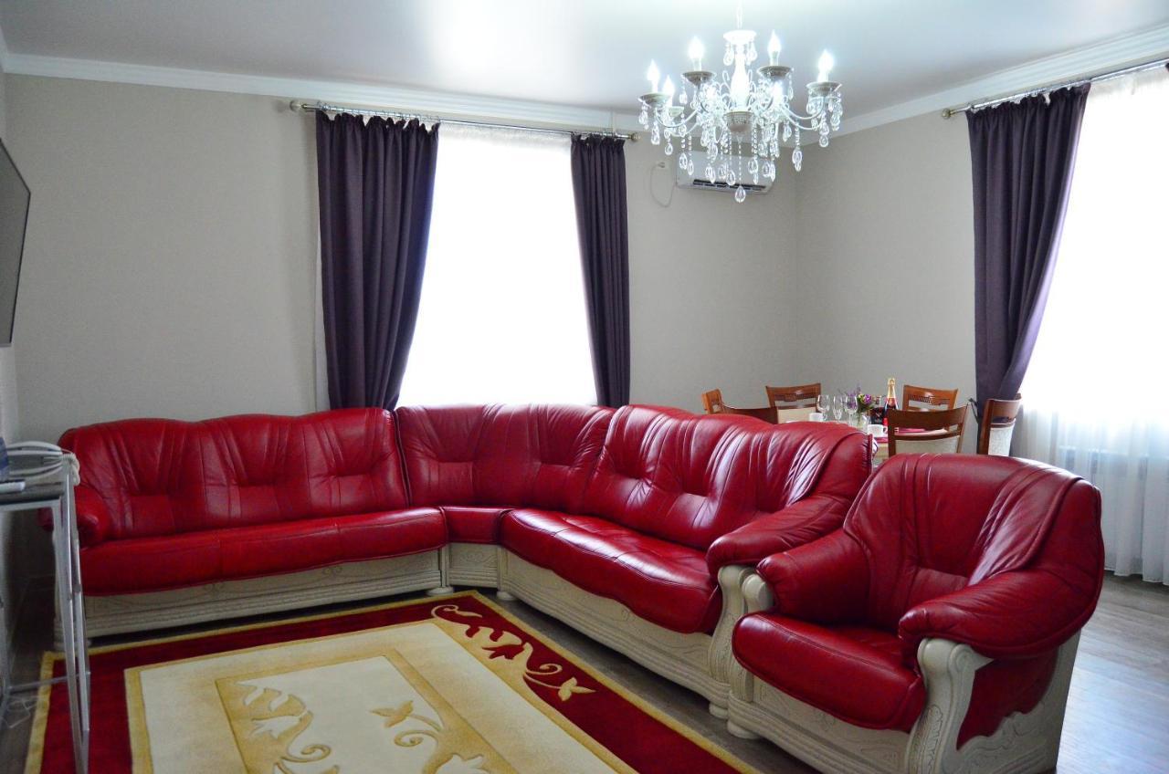 Golden Park Hotel Pawłodar Zewnętrze zdjęcie
