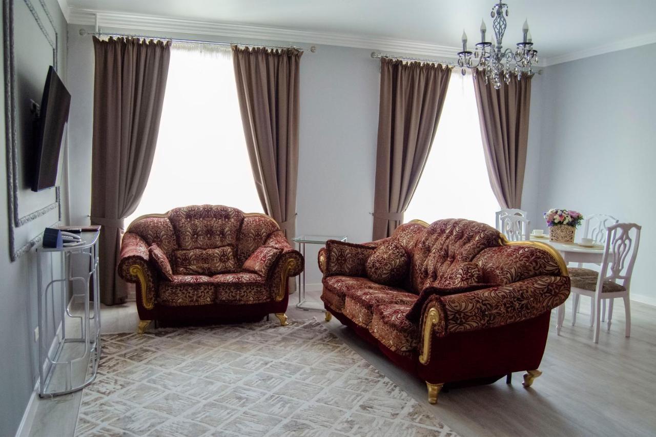 Golden Park Hotel Pawłodar Zewnętrze zdjęcie